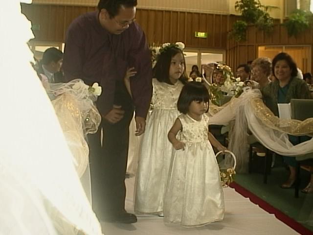 aris_vicki_wedding11.JPG