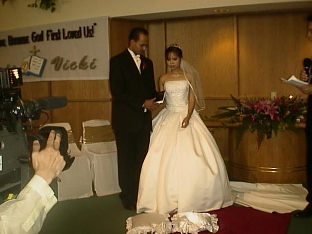 aris_vicki_wedding23.JPG